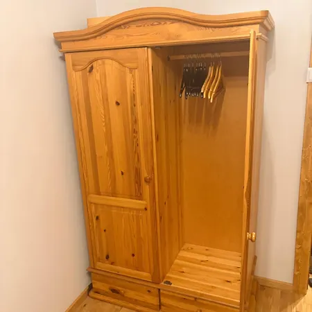 Pine Apartment, Appartement